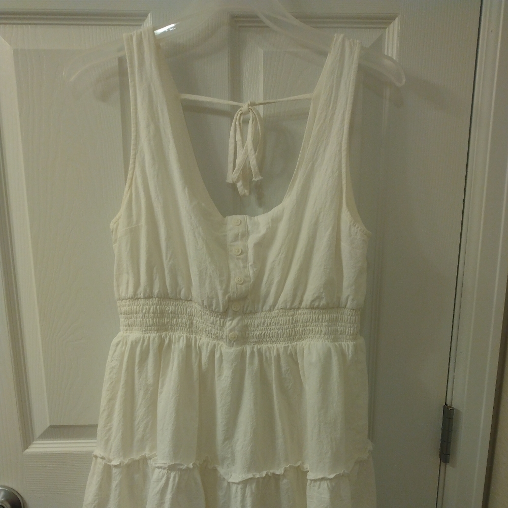Super cute Hem & Thread midi dress